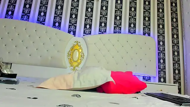 Aidasina online show from February 15, 8:11 pm