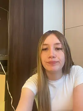 horny  molly  online show from June 27, 4:34 pm