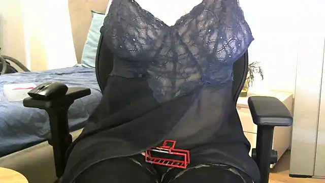 damarossa87 online show from February 28, 10:20 am