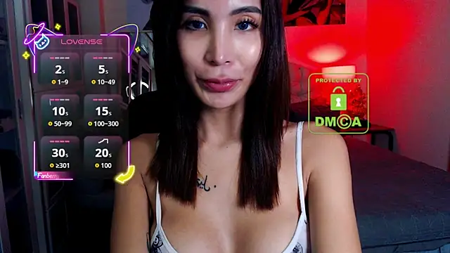 Snapshot of BunnieAngel chatting on October 13, 4:12 am BunnieAngel online show from October 13, 4:12 am