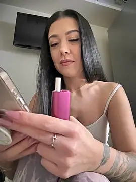 denise k online show from December 20, 12:38 pm