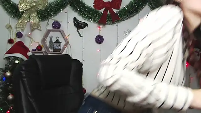 MilaLoona online show from December 23, 7:28 am