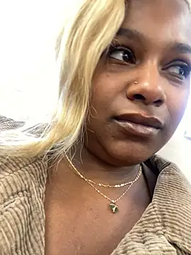 BigFineSelena online show from March 14, 4:51 pm