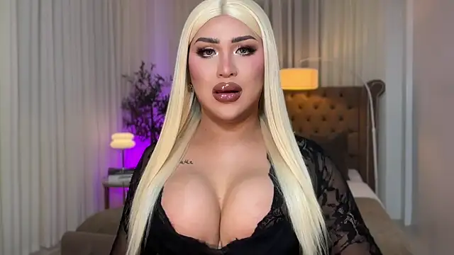 Your Majesty Tyra online show from October 1, 4:51 am