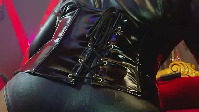 Snapshot of PerlaDivaio chatting on October 6, 1:52 pm PerlaDivaio online show from October 6, 1:52 pm