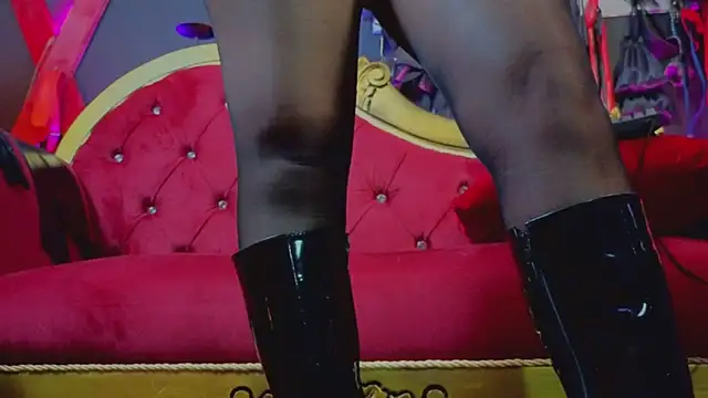 Snapshot of PerlaDivaio chatting on November 7, 3:12 pm PerlaDivaio online show from November 7, 3:12 pm