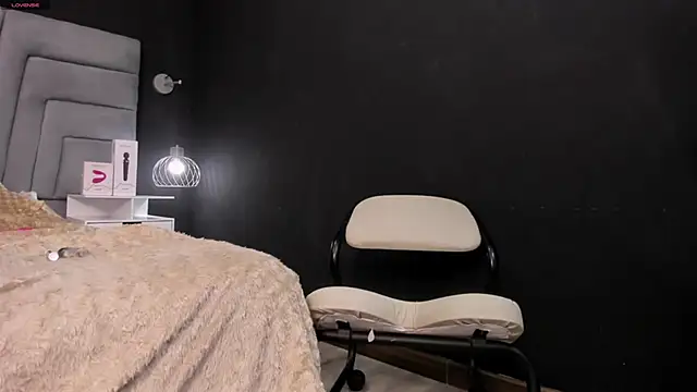 Snapshot of dayra_angels chatting on February 11, 11:12 pm dayra angels online show from February 11, 11:12 pm