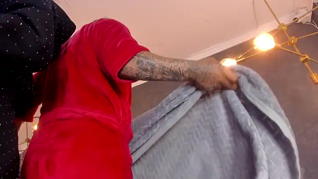 dayra angels online show from February 22, 4:35 am