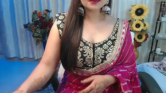 mahimagicdoll DESI online show from February 9, 2:38 am