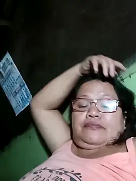 Snapshot of Chubbysweetmom chatting on February 28, 11:58 am Chubbysweetmom online show from February 28, 11:58 am