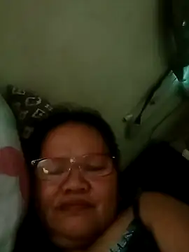 Snapshot of Chubbysweetmom chatting on March 17, 2:52 am Chubbysweetmom online show from March 17, 2:52 am