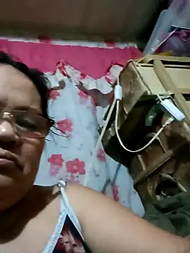 Snapshot of Chubbysweetmom chatting on November 30, 12:20 pm Chubbysweetmom online show from November 30, 12:20 pm
