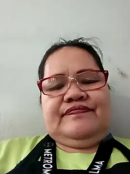 Snapshot of Chubbysweetmom chatting on January 14, 12:38 am Chubbysweetmom online show from January 14, 12:38 am