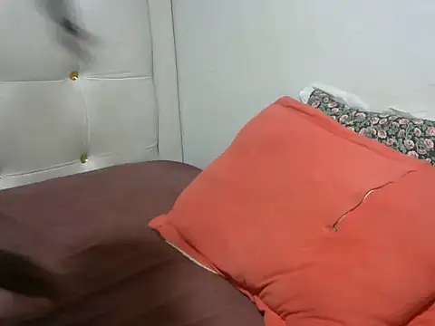 Sexy-santa online show from February 6, 3:59 pm