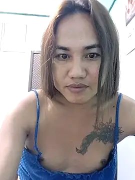 Snapshot of sexyts69xx chatting on February 23, 5:43 pm sexyts69xx online show from February 23, 5:43 pm