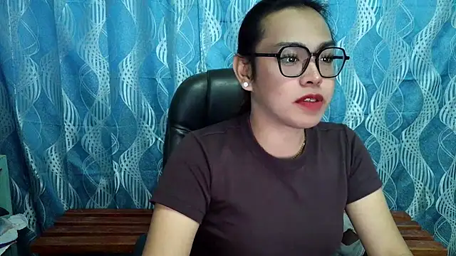 Your PrettyGirlxxx online show from September 26, 12:25 am