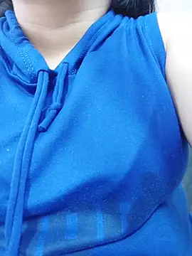 Hana    online show from May 23, 9:52 pm