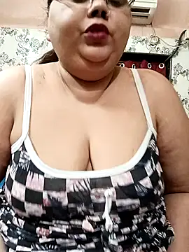 Hotchubby009 online show from March 10, 4:35 pm