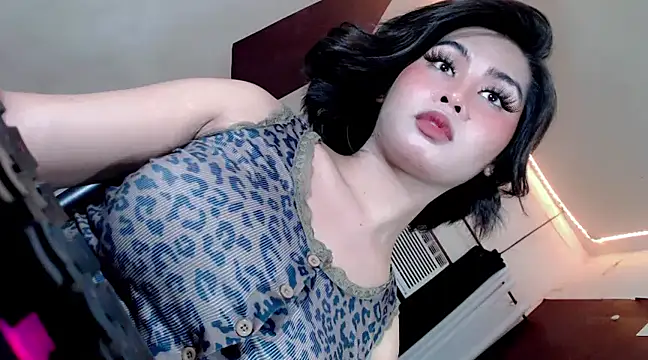 Chubbytransgirl21 online show from February 25, 9:13 pm