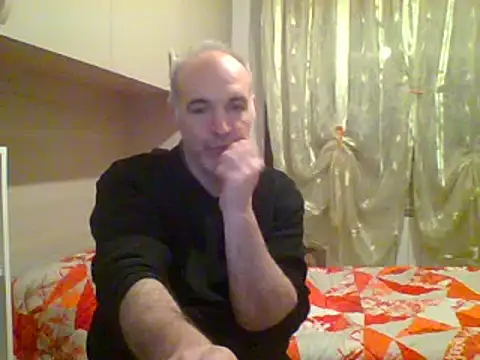 Setesesso7 online show from December 11, 7:14 pm