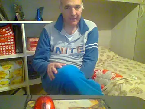 Setesesso7 online show from December 27, 3:15 pm