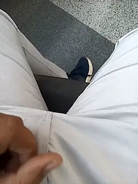 witchhunter1 online show from November 5, 1:38 am