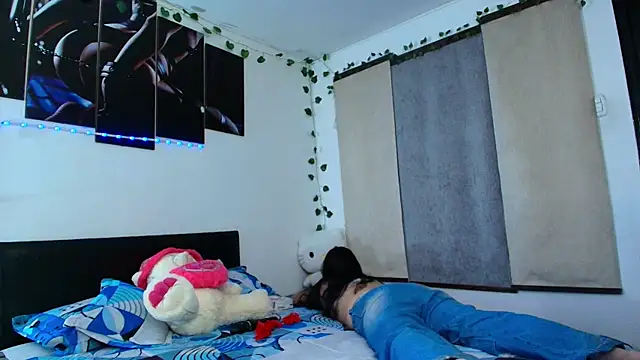 yesie hot online show from July 29, 12:53 am