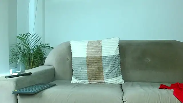 Robyn Miller online show from October 9, 12:58 pm