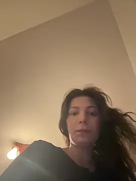 Snapshot of Anna_Lewis chatting on April 29, 6:39 am Anna Lewis online show from April 29, 6:39 am