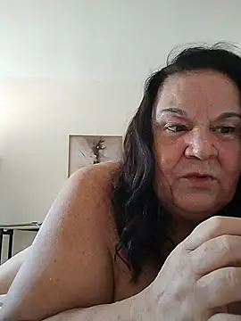 Snapshot of Yaya_Mineira chatting on February 15, 5:31 pm Yaya Mineira online show from February 15, 5:31 pm