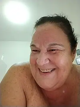 Snapshot of Yaya_Mineira chatting on February 19, 1:56 am Yaya Mineira online show from February 19, 1:56 am