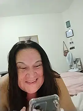 Snapshot of Yaya_Mineira chatting on February 22, 2:02 am Yaya Mineira online show from February 22, 2:02 am