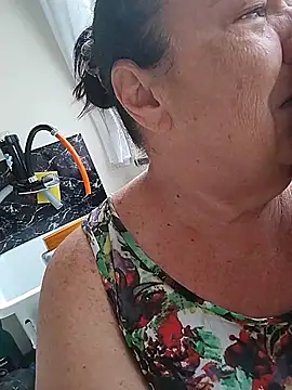 Snapshot of Yaya_Mineira chatting on February 26, 11:53 am Yaya Mineira online show from February 26, 11:53 am