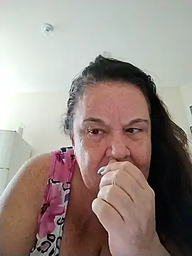 Snapshot of Yaya_Mineira chatting on March 1, 12:51 pm Yaya Mineira online show from March 1, 12:51 pm