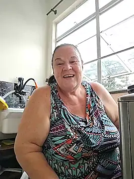 Snapshot of Yaya_Mineira chatting on March 12, 3:07 pm Yaya Mineira online show from March 12, 3:07 pm