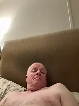 locallad88 online show from February 15, 9:26 pm