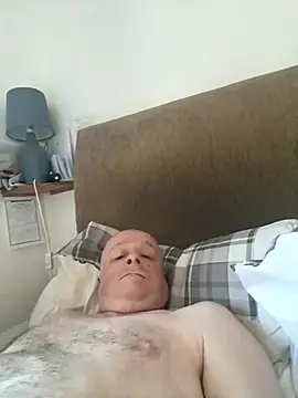 locallad88 online show from September 21, 7:32 am