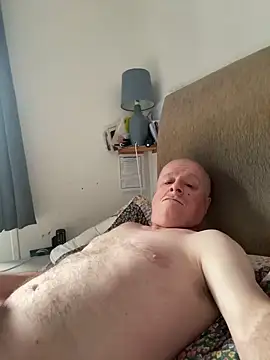 locallad88 online show from October 11, 8:24 am