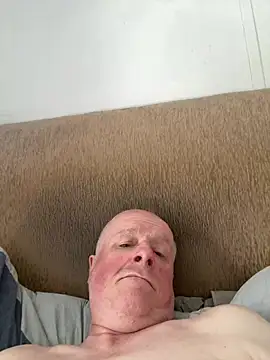 locallad88 online show from June 4, 3:29 pm