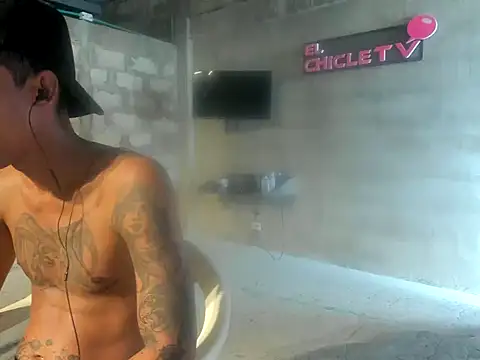 EL-CHICLE-TV online show from December 26, 9:58 pm