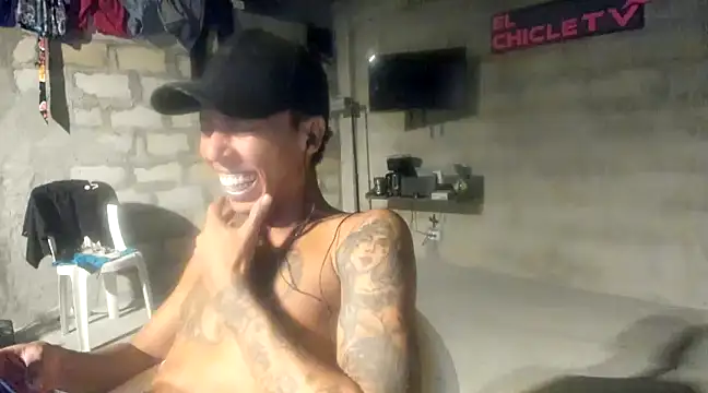 EL-CHICLE-TV online show from February 12, 7:13 am