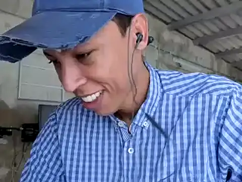 EL-CHICLE-TV online show from September 18, 4:31 pm