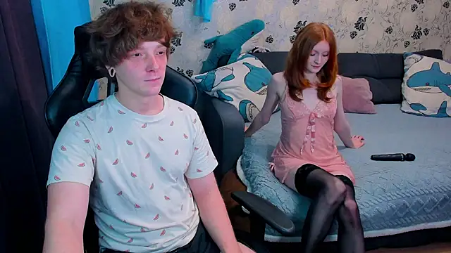 Snapshot of lakmsrrrmrrr chatting on November 8, 9:09 am lakmsrrrmrrr online show from November 8, 9:09 am