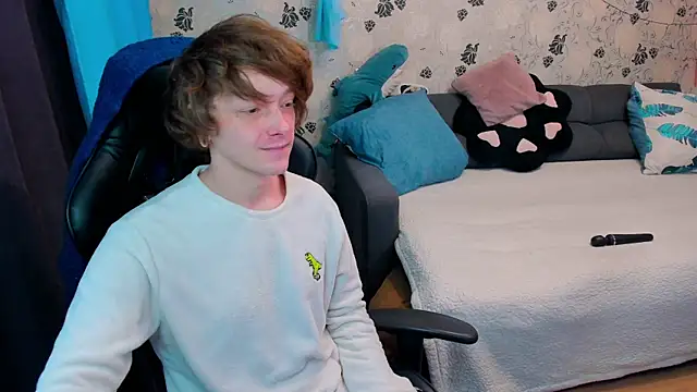 Snapshot of lakmsrrrmrrr chatting on December 5, 10:24 am lakmsrrrmrrr online show from December 5, 10:24 am