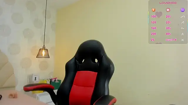 MAGIEVANS1 online show from February 4, 2:17 am