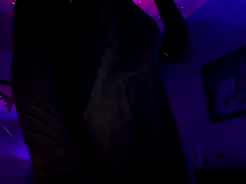 Kik SickSlut88 online show from October 31, 12:50 pm