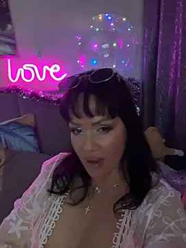 Lolaley2 online show from January 10, 11:45 am