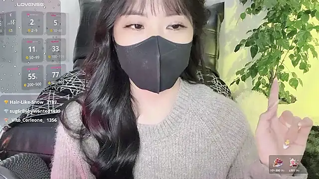 Snapshot of Mya_Lee chatting on January 4, 7:23 pm Mya Lee online show from January 4, 7:23 pm