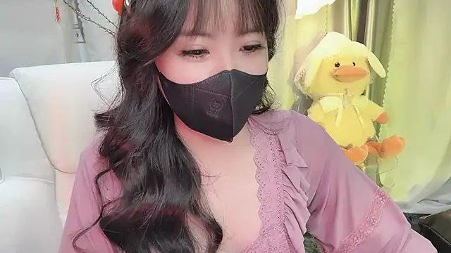 Snapshot of Mya_Lee chatting on January 23, 5:21 pm Mya Lee online show from January 23, 5:21 pm