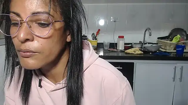 kateleyagrey online show from July 17, 9:08 pm